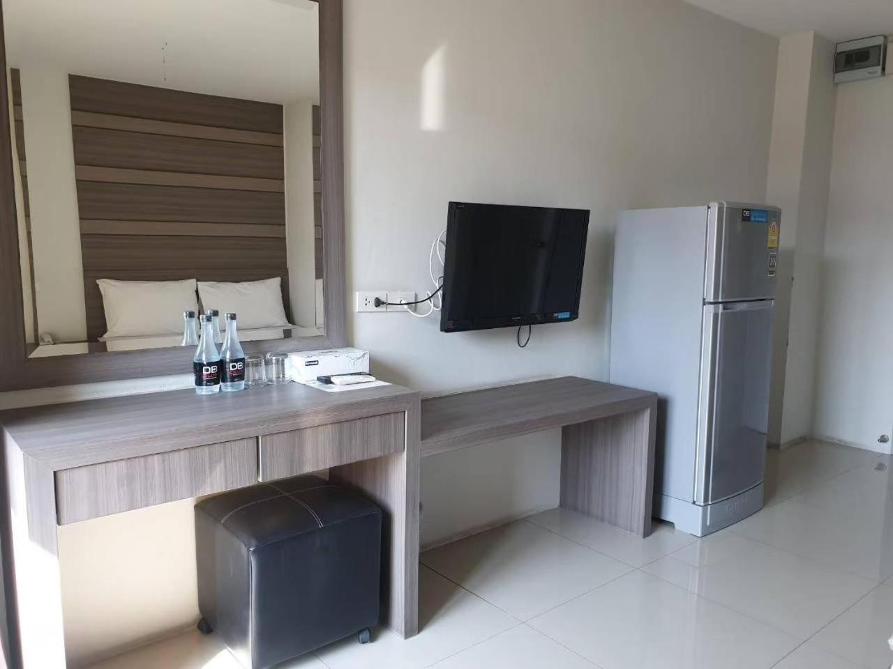 Db Plus 2 Bangkok Exteriör bild